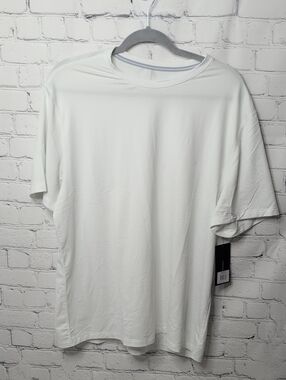 NWT Ten Thousand Versatile Short Sleeve Mesh Tee In White